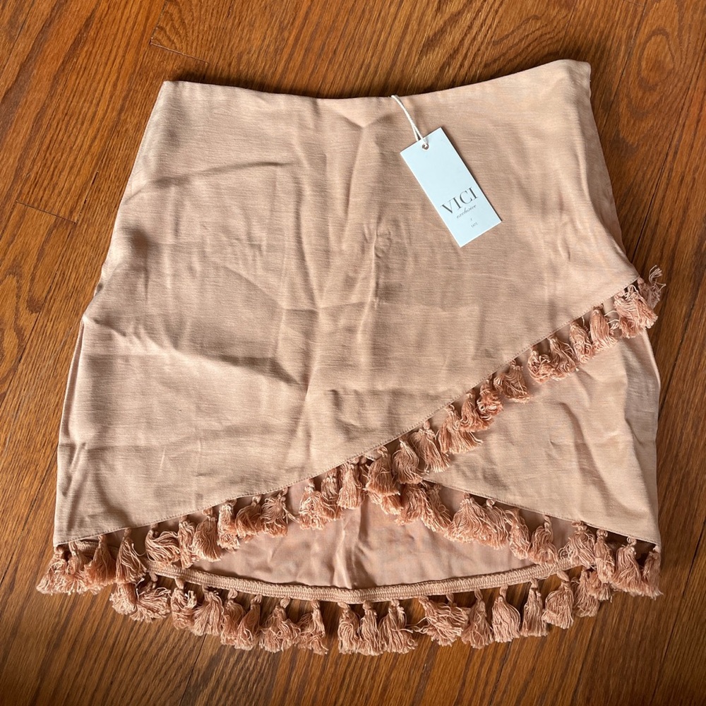 Skirt, Fringe